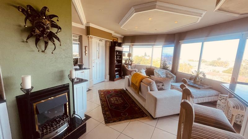 To Let 3 Bedroom Property for Rent in Plettenberg Bay Central Western Cape